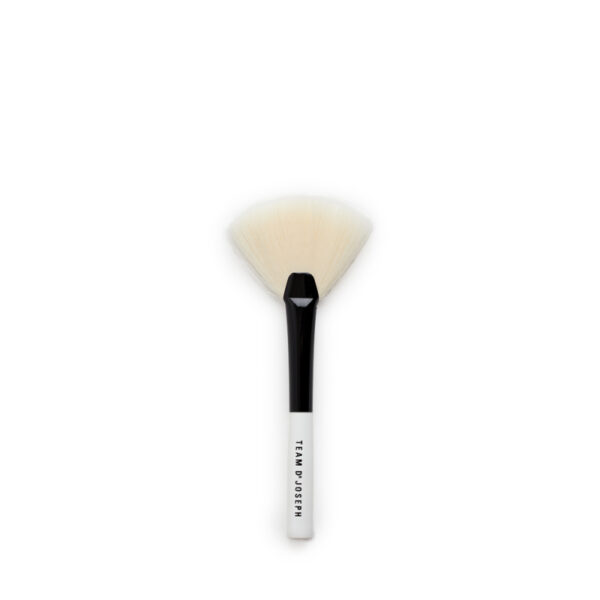 Team Dr. Joseph Facial Peeling Brush